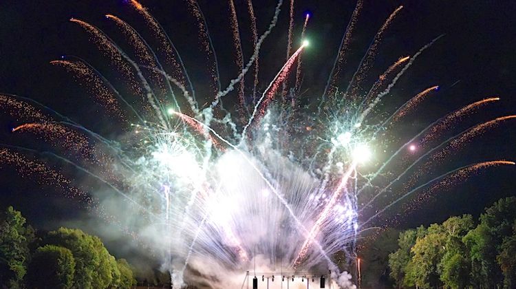 FEUX DE GASCOGNE - Le ciel de L’isle-de-Noé va s’embraser